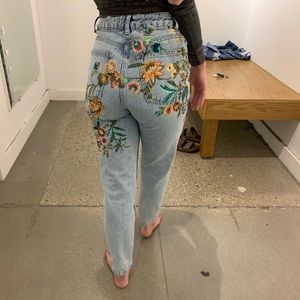Top shop Moto embroidered mom jeans